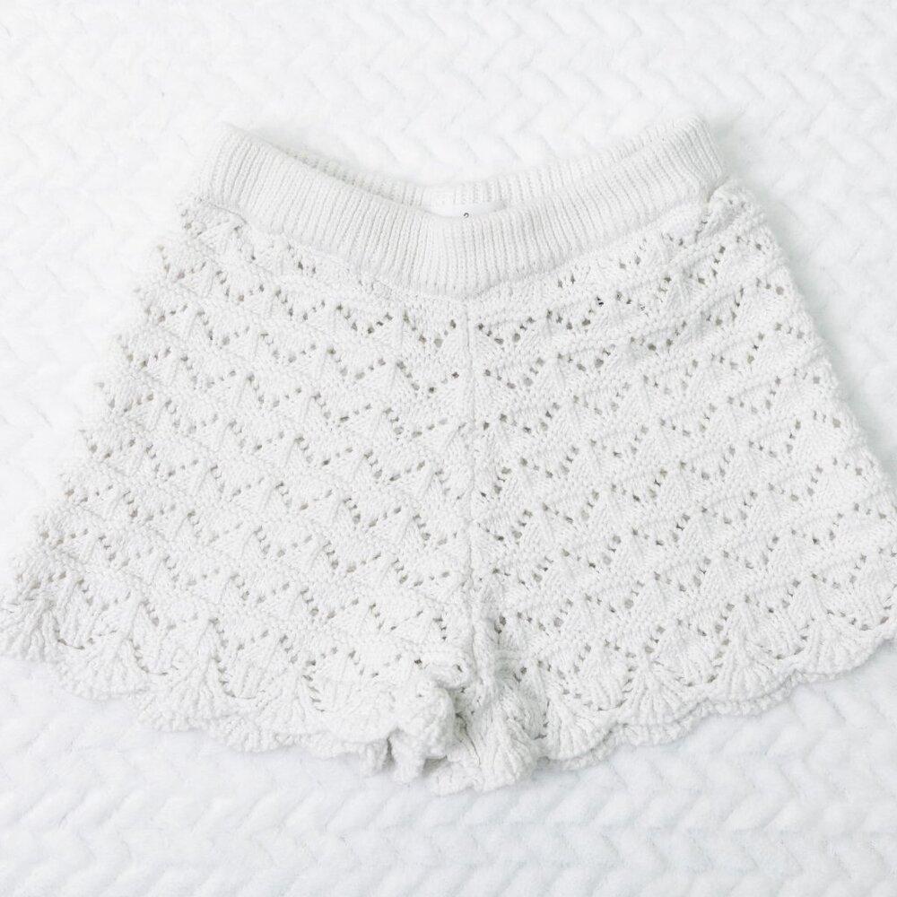 Zara white crotchet shorts